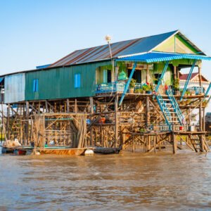 Cambodia Tour: Roluos Temples and Tonlé Sap Floating Village