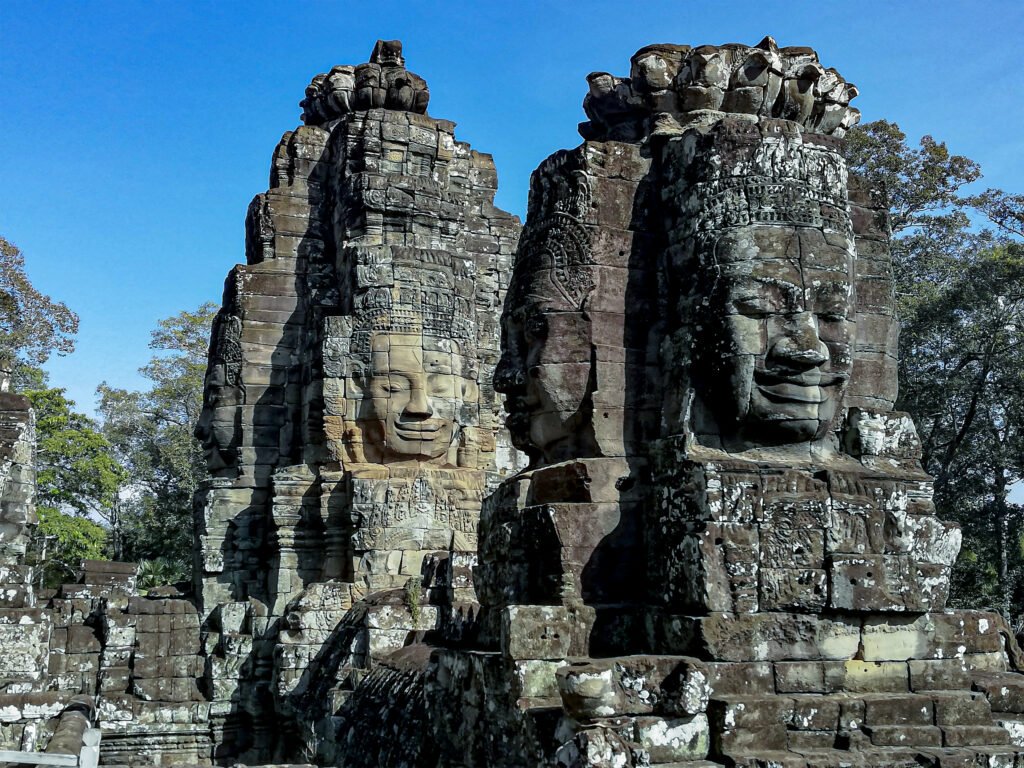 Shooting Bayon's Smiles Camera Settings & Secret Spots
