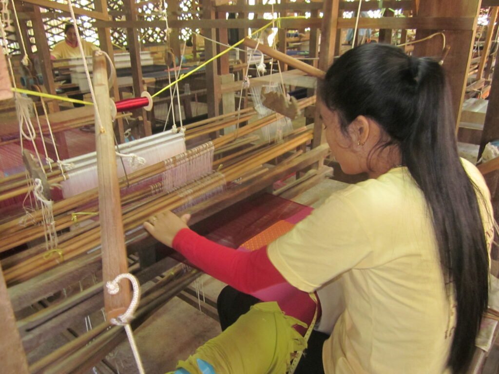 Silk Farm2