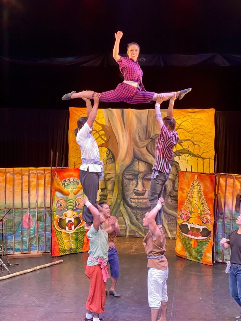 phare-the-cambodian-circus (4)