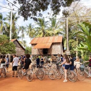 Bike Tour Through Siem Reap’s Villages and Traditional Markets