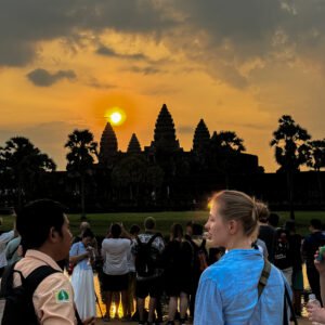 Half-Day Tour from Siem Reap Angkor Wat and Bayon Temple