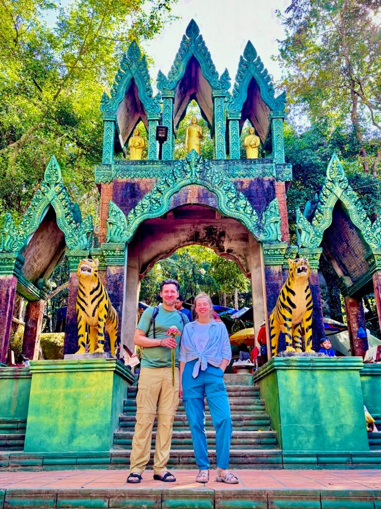 Grand Buddha gate on the top of Koulen Mountain